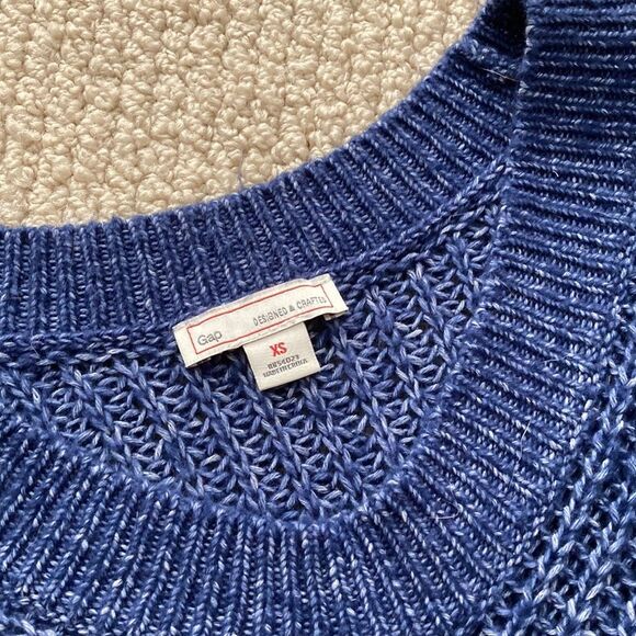 GAP Blue Oversized Chunky Knit Women's Soft Sweater Size XS Royal Blue EUC - Picture 3 of 7